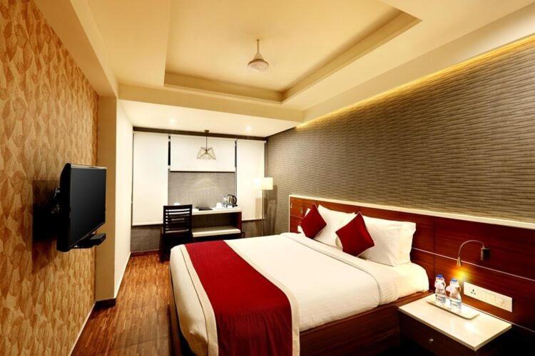 Icon Business Hotel By Bhagini Bangalore Extérieur photo