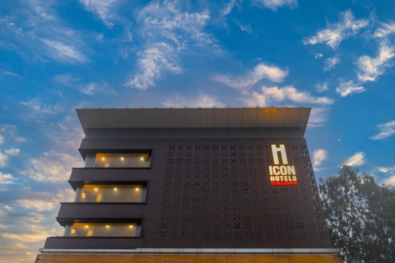 Icon Business Hotel By Bhagini Bangalore Extérieur photo