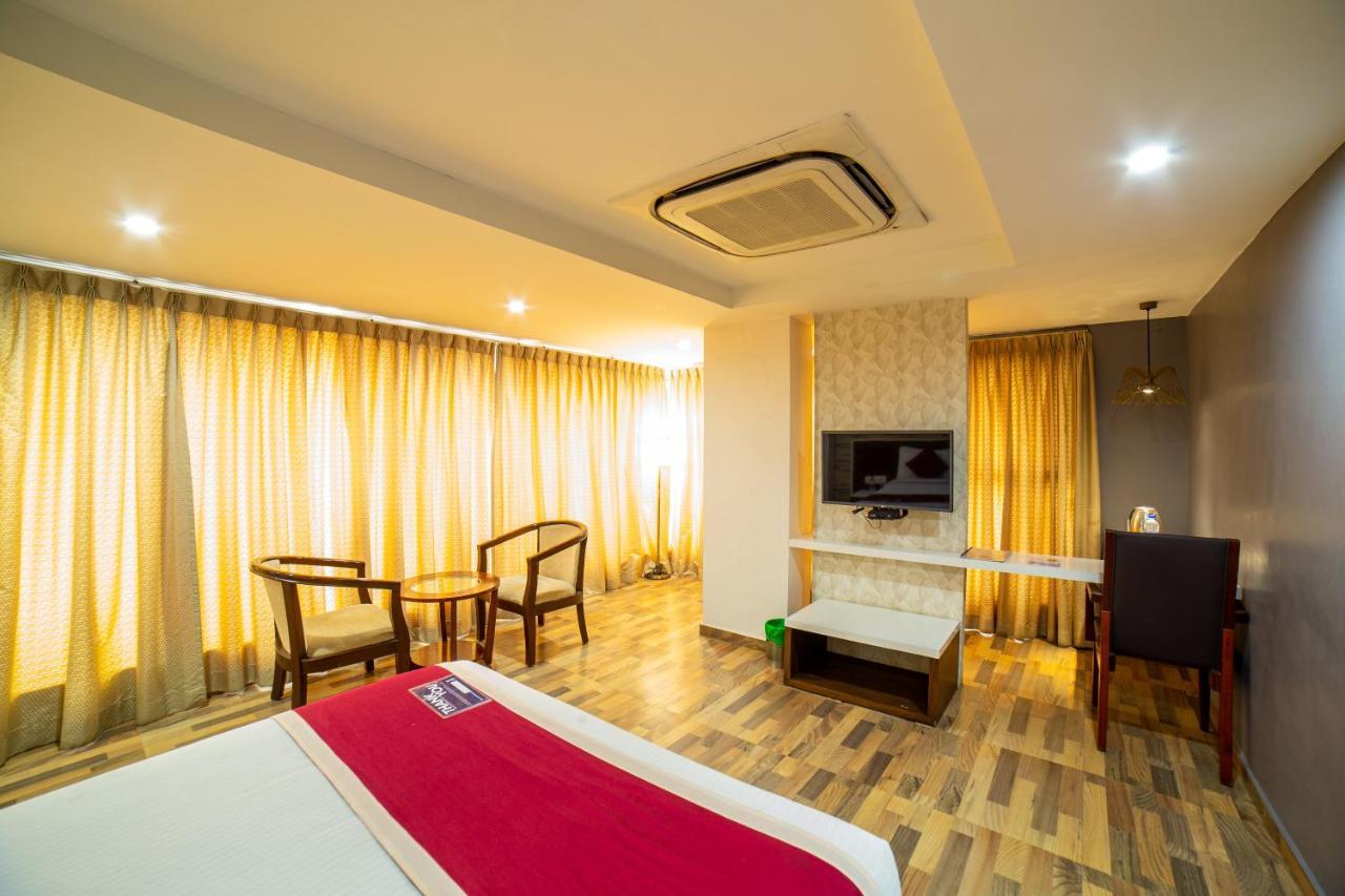 Icon Business Hotel By Bhagini Bangalore Extérieur photo