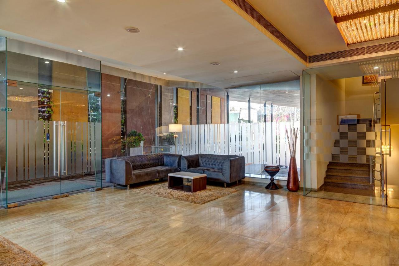 Icon Business Hotel By Bhagini Bangalore Extérieur photo