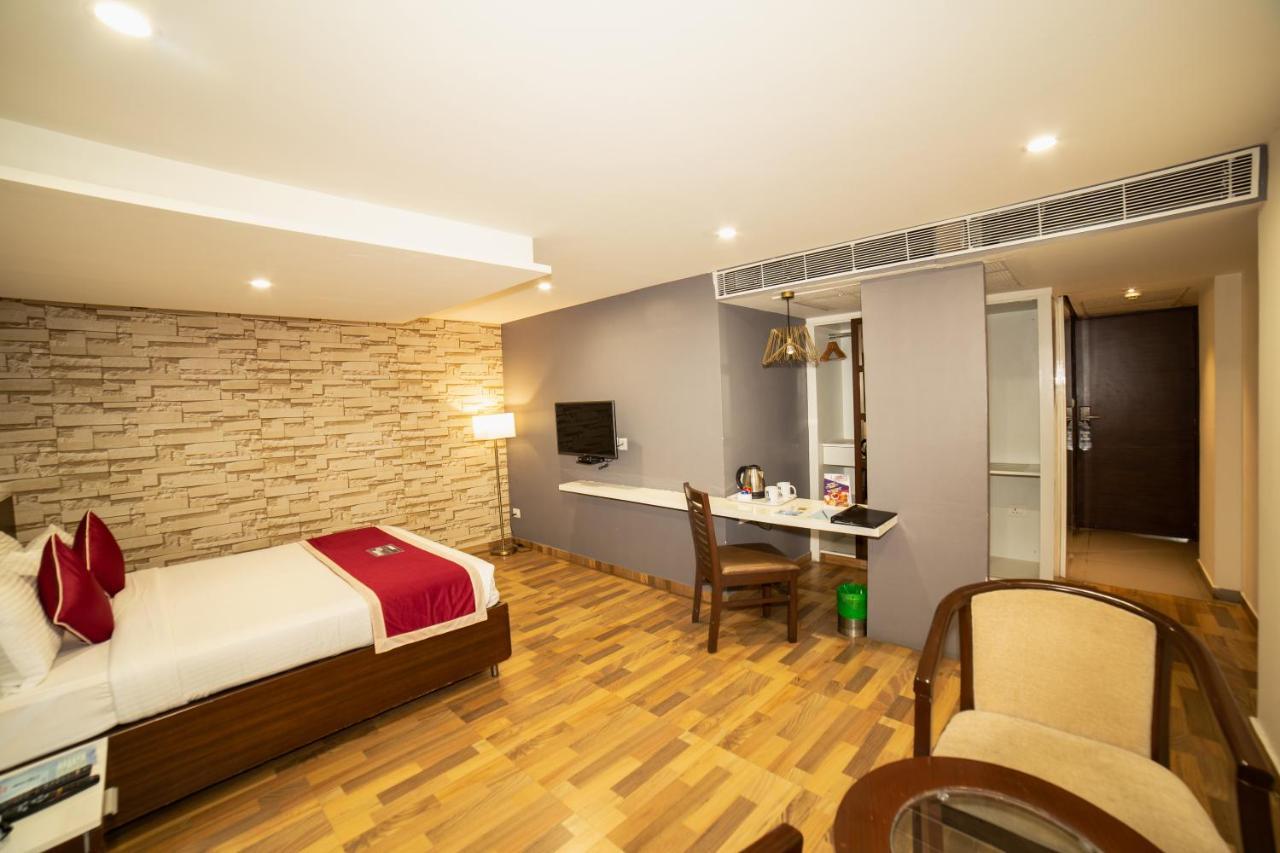 Icon Business Hotel By Bhagini Bangalore Extérieur photo