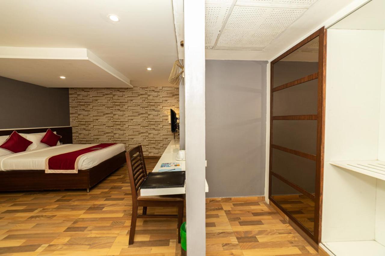 Icon Business Hotel By Bhagini Bangalore Extérieur photo